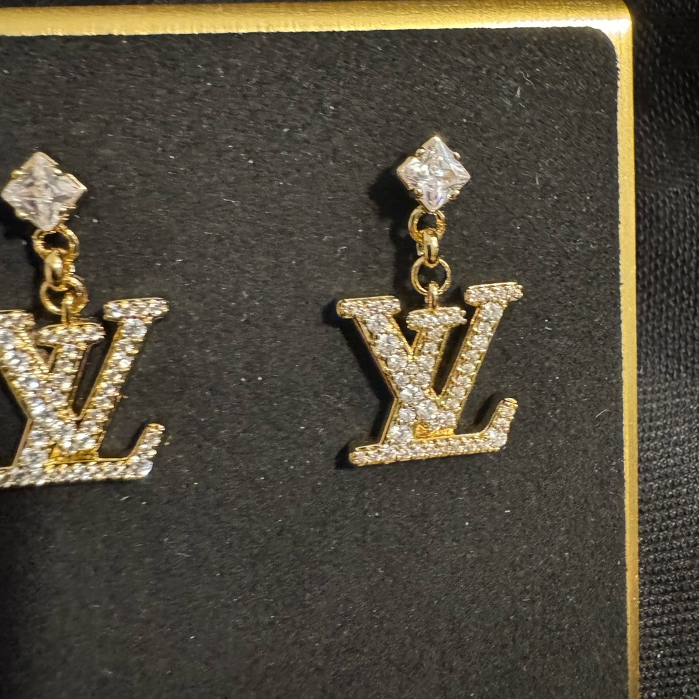 Louis Vuitton Gold LV Logo Crystal Earrings - Picture 4 of 5